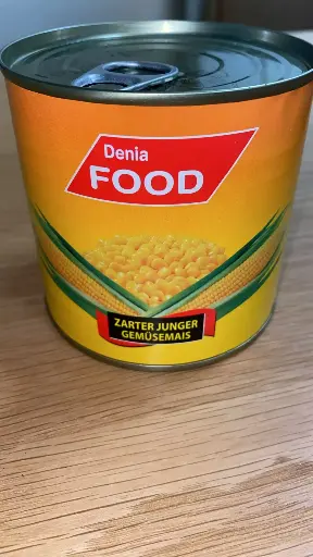 Zarter junger Gemüsemais- Sweetcorn